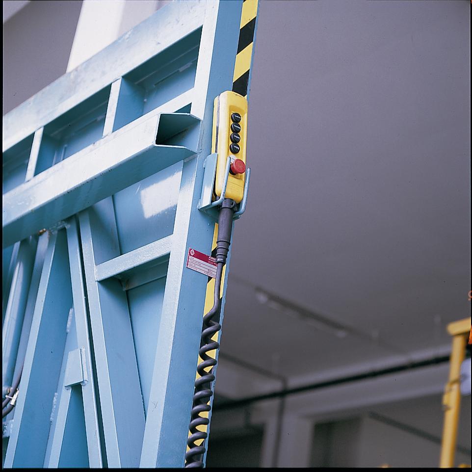 Intuitive Steuerung für präzises und sicheres Verladen.